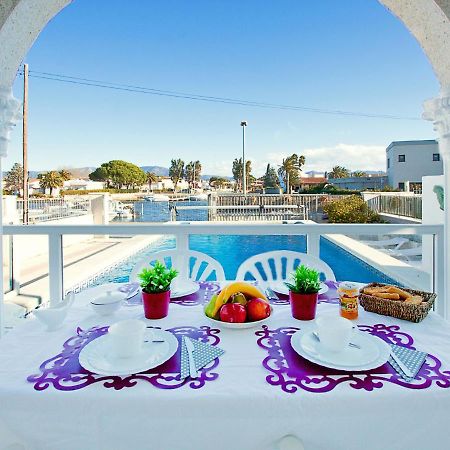 Holiday Home Requesens Canal 엠푸리아브라바 외부 사진